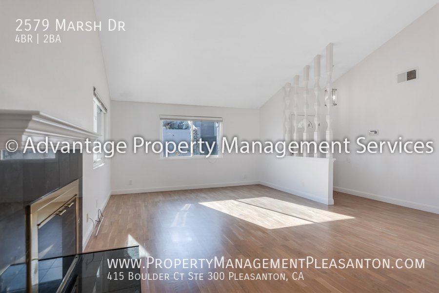 Unique 4 Bed, 2 Bath, 1,683 sq. ft. Townhome off Bollinger Canyon Rd property image