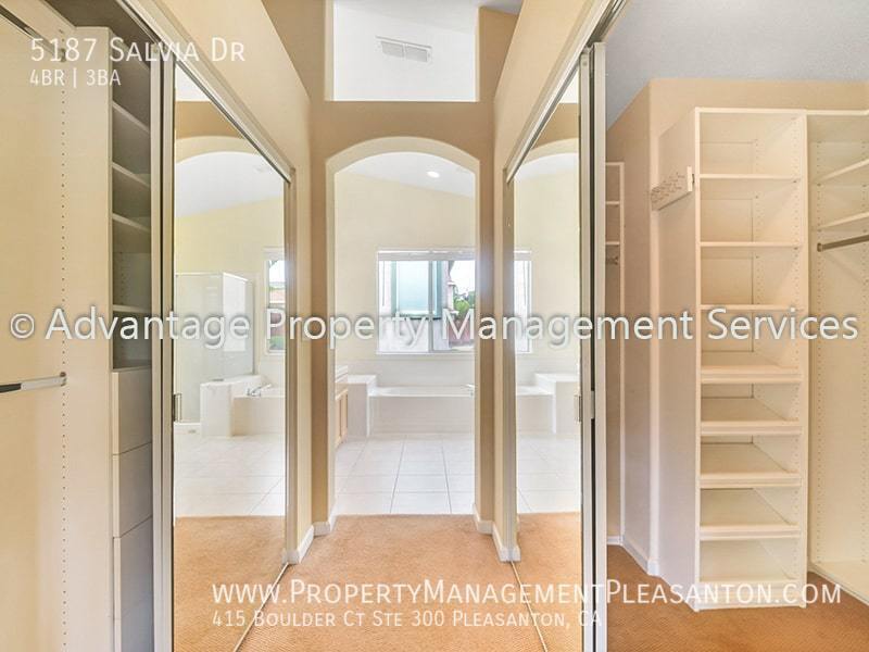 Spacious 4 bed, + office, 3 bath 2992 sq ft. home located in Five Can property image