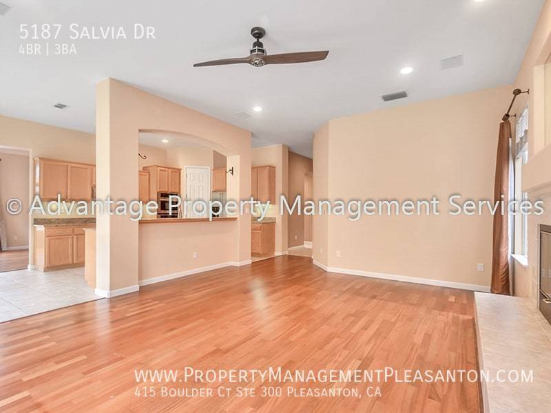 Spacious 4 bed, + office, 3 bath 2992 sq ft. home located in Five Can property image