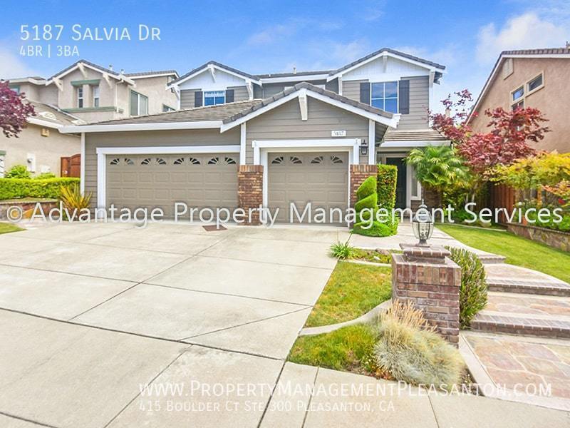 Spacious 4 bed, + office, 3 bath 2992 sq ft. home located in Five Can property image