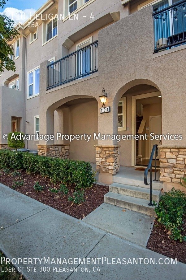 Bright 2 Bed, 2 Bath, 1155 Condo near Los Positas College property image