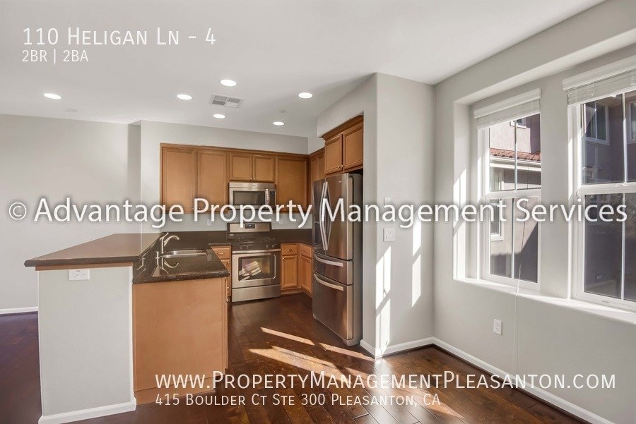 Bright 2 Bed, 2 Bath, 1155 Condo near Los Positas College property image