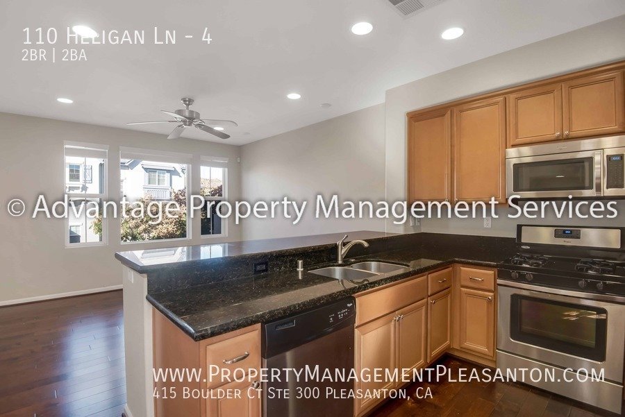 Bright 2 Bed, 2 Bath, 1155 Condo near Los Positas College property image