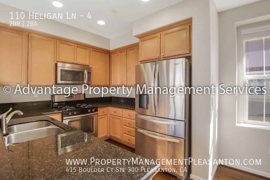 Bright 2 Bed, 2 Bath, 1155 Condo near Los Positas College property image