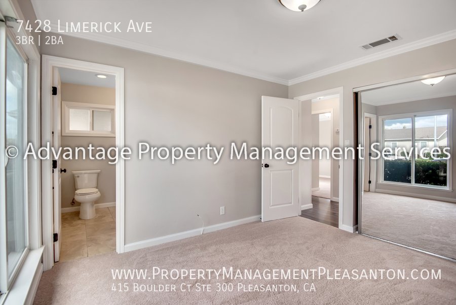 Charming 3 Bed, 2 Bath, 1,116 sq. ft. home near Kolb Park in Dublin property image