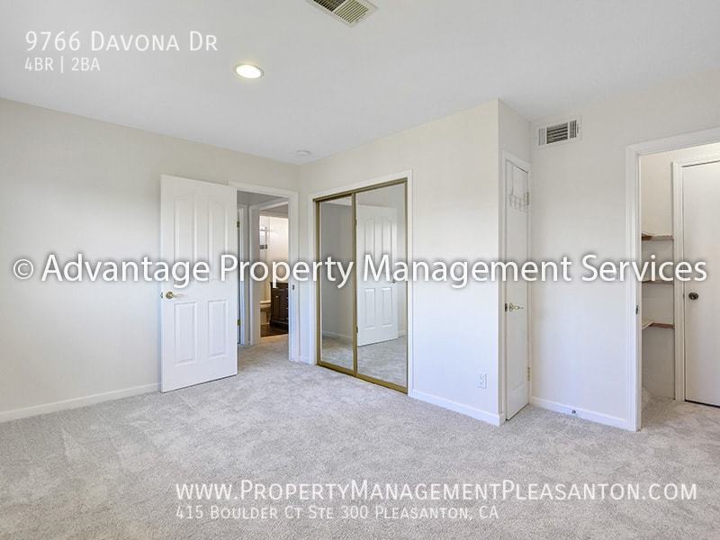 Two-Story 4 bed/2 bath 1,407 sq ft house off of 680 and Alcosta Blvd property image