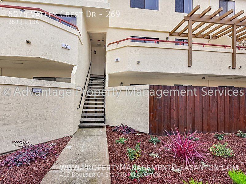 Nice 2 Bed, 1.5 Bath, 1,260 sq. ft. Condo located off Clayton Rd property image