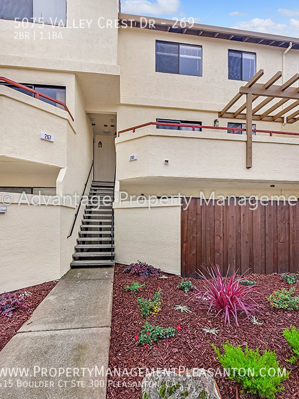 Nice 2 Bed, 1.5 Bath, 1,260 sq. ft. Condo located off Clayton Rd property image