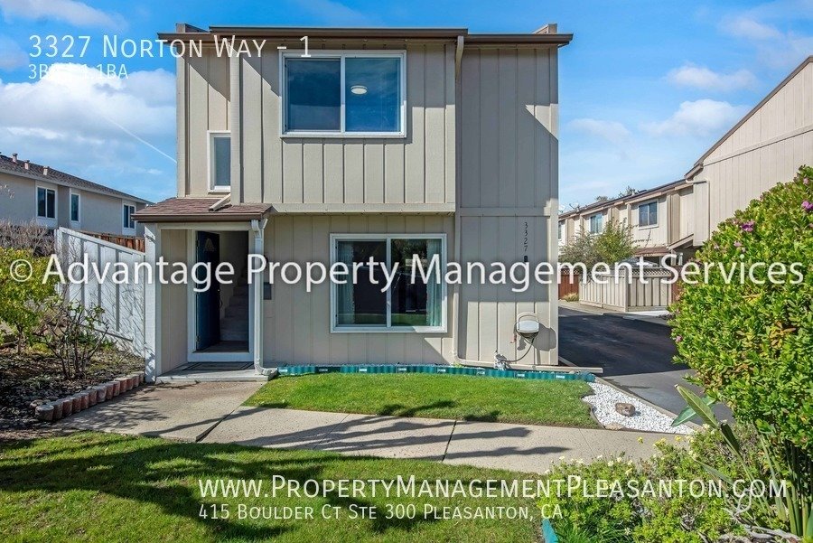 3 Bed, 1.5 Bath, 1182 sq ft Townhome property image