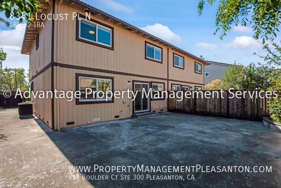 4 Bed, 2.5 Bath, 1,780 sq ft Duet Around the Corner from Dublin HS property image