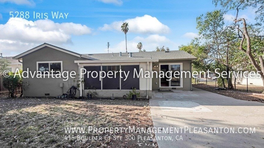 Single Story, 4 bed, 2 bath,  1196 sq ft home property image