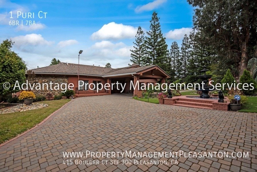 Unique 6 Bed, 7 bath, 8,000 sq ft with indoor pool property image
