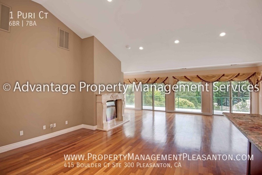 Unique 6 Bed, 7 bath, 8,000 sq ft with indoor pool property image