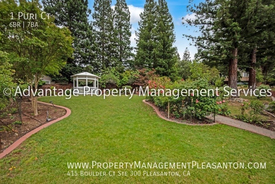 Unique 6 Bed, 7 bath, 8,000 sq ft with indoor pool property image