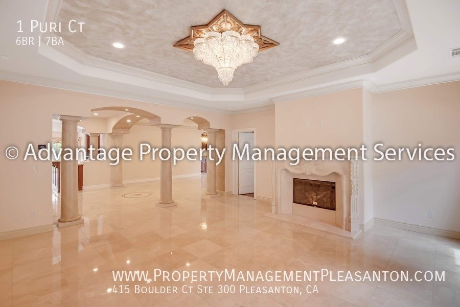 Unique 6 Bed, 7 bath, 8,000 sq ft with indoor pool property image