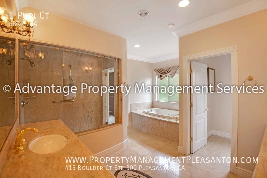 Unique 6 Bed, 7 bath, 8,000 sq ft with indoor pool property image