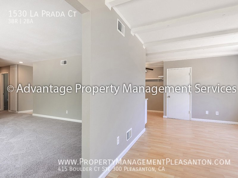 3 Bed, 2 Bath, 1,404 sq. ft. located in a Cul De Sac in Sunset West property image