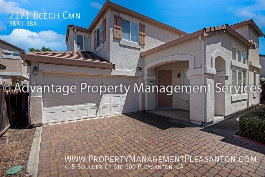 3 bedroom, plus office, 3 bathroom, 2,012 off Vasco property image