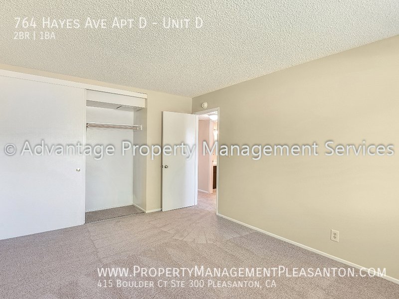 Large 2 Bed, 1 Bath,  925 sq. ft. apartment off East Ave property image