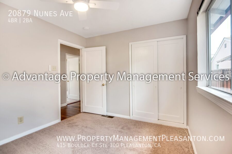 Nice 4 Bed, 2 Bath, 1,683 sq ft house off Castro Valley Blvd property image