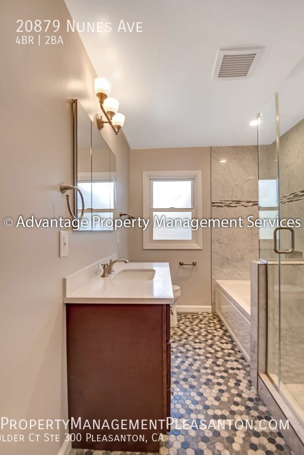 Nice 4 Bed, 2 Bath, 1,683 sq ft house off Castro Valley Blvd property image