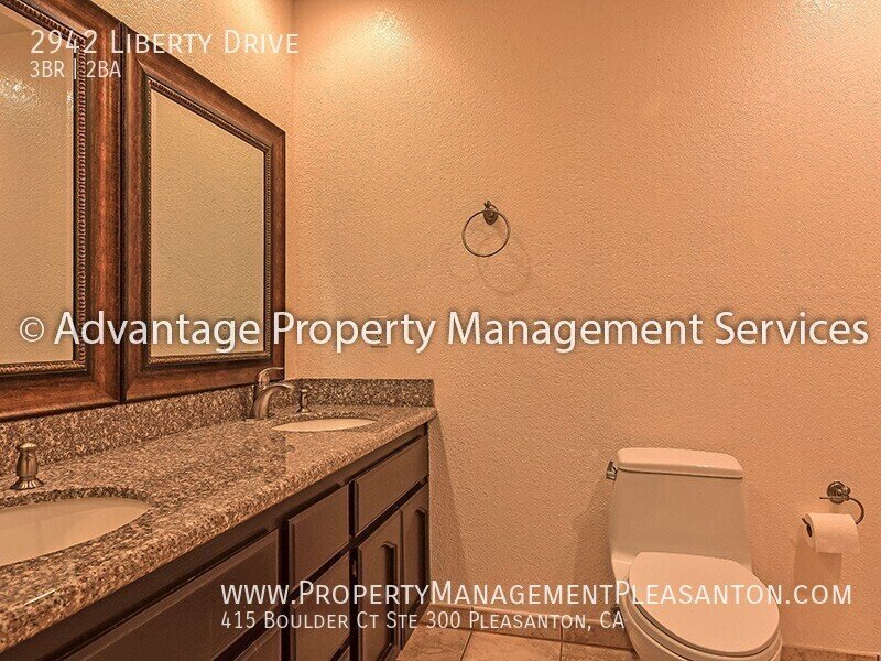 3 bedroom, 2 bathroom, 1,230 sq. ft. home located in the Shadow Cliff property image